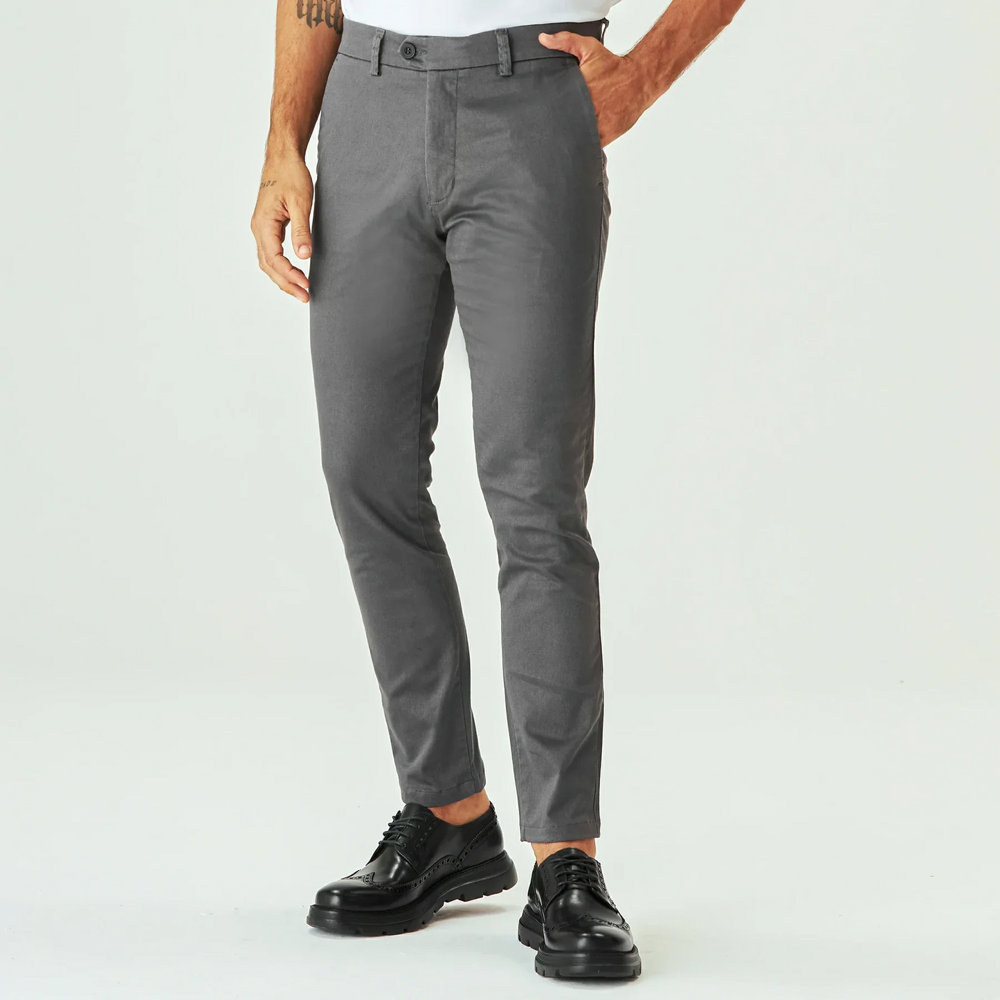 Pantalones de diario a medida en gris plomo