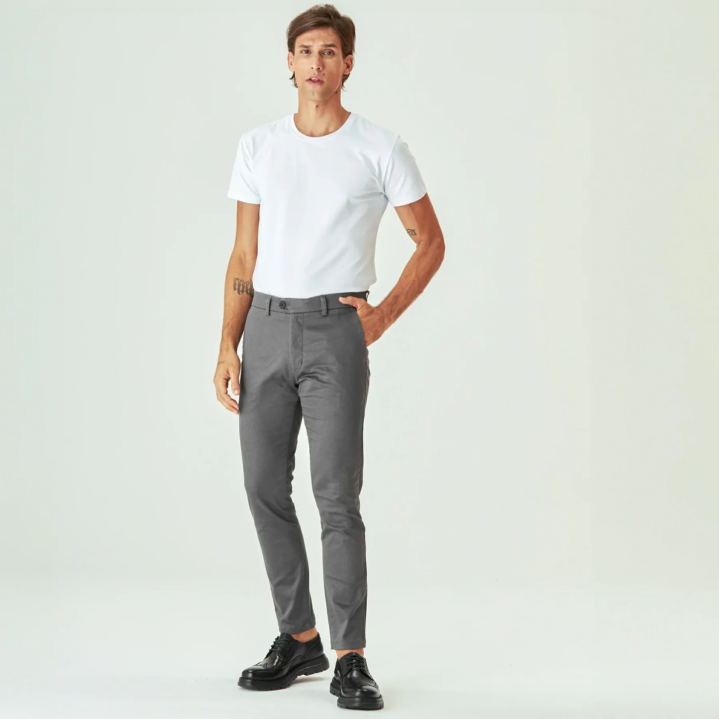 Pantalones de diario a medida en gris plomo